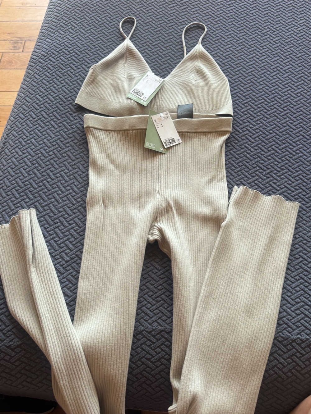 H&M Ribbed Two-Piece Knit set in Light Beige